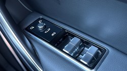 2022 (22) JAGUAR F-PACE 2.0 D200 R-Dynamic S 5dr Auto AWD 4851988