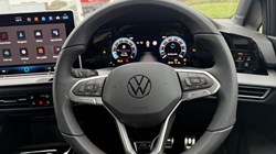 VOLKSWAGEN GOLF 1.5 TSI 150 R-Line 5dr 4665164