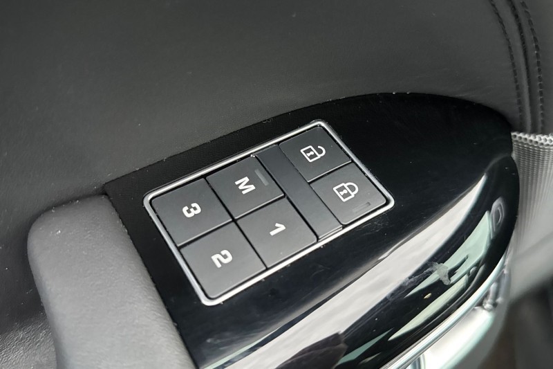 2022 (22) LAND ROVER RANGE ROVER SPORT 3.0 D300 HSE Dynamic Black 5dr Auto 4887701