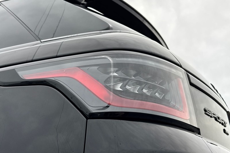 2022 (22) LAND ROVER RANGE ROVER SPORT 3.0 D300 HSE Dynamic Black 5dr Auto 4887671