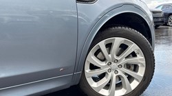 2020 (69) LAND ROVER DISCOVERY SPORT 2.0 D240 R-Dynamic HSE 5dr Auto 4884740