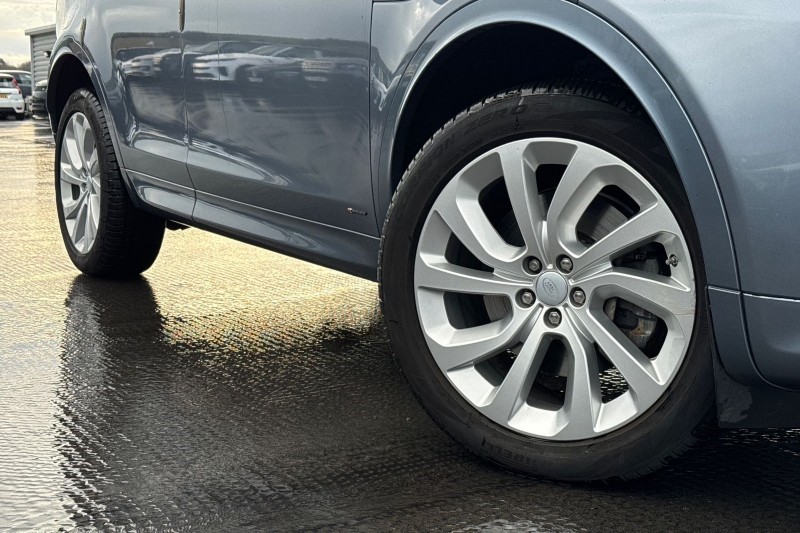 2020 (69) LAND ROVER DISCOVERY SPORT 2.0 D240 R-Dynamic HSE 5dr Auto 4884735