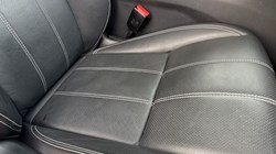 2021 (71) LAND ROVER RANGE ROVER VELAR 2.0 D200 Edition 5dr Auto 4879144