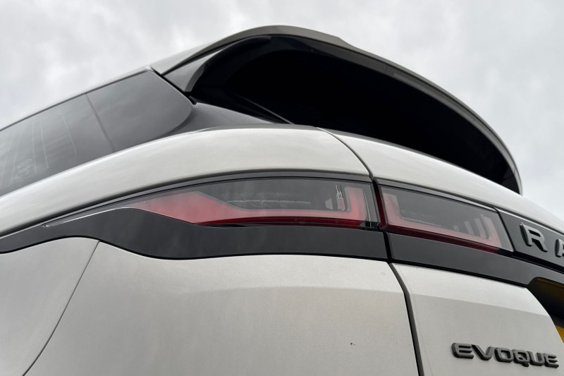2022 (22) LAND ROVER RANGE ROVER EVOQUE 2.0 D200 R-Dynamic S 5dr Auto 4888732