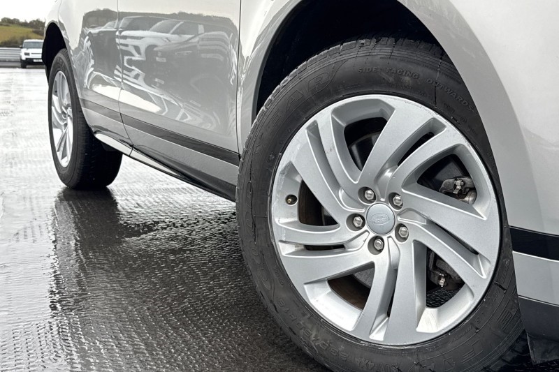 2022 (22) LAND ROVER RANGE ROVER EVOQUE 2.0 D200 R-Dynamic S 5dr Auto 4888729