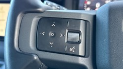 2023 (23) LAND ROVER DEFENDER 3.0 D250 X-Dynamic SE 110 5dr Auto 4859858