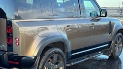 2023 (23) LAND ROVER DEFENDER 3.0 D250 X-Dynamic SE 110 5dr Auto 4859877