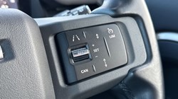 2023 (23) LAND ROVER DEFENDER 3.0 D250 X-Dynamic SE 110 5dr Auto 4859859