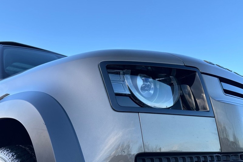 2023 (23) LAND ROVER DEFENDER 3.0 D250 X-Dynamic SE 110 5dr Auto 4859848