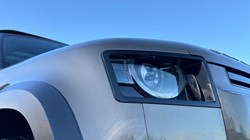 2023 (23) LAND ROVER DEFENDER 3.0 D250 X-Dynamic SE 110 5dr Auto 4859848