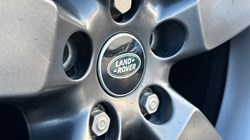 2023 (23) LAND ROVER DEFENDER 3.0 D250 X-Dynamic SE 110 5dr Auto 4859871