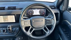 2023 (23) LAND ROVER DEFENDER 3.0 D250 X-Dynamic SE 110 5dr Auto 4859846