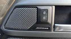 2023 (23) LAND ROVER DEFENDER 3.0 D250 X-Dynamic SE 110 5dr Auto 4859881