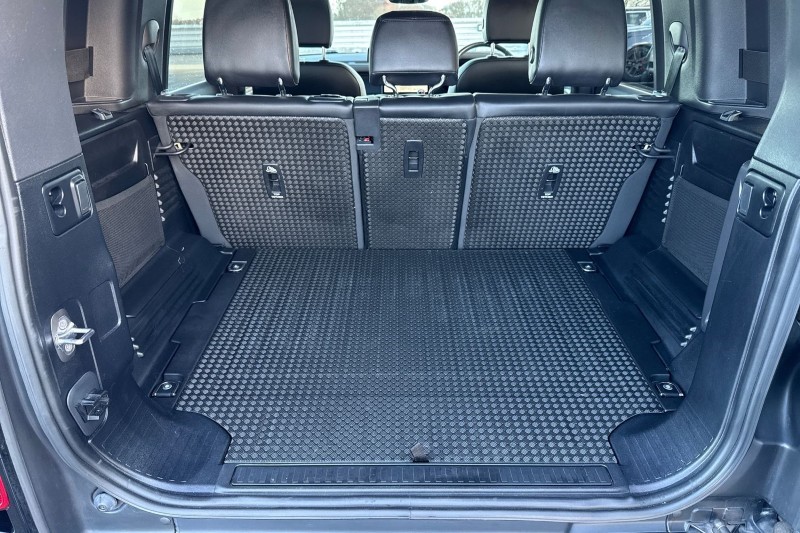 2023 (23) LAND ROVER DEFENDER 3.0 D250 X-Dynamic SE 110 5dr Auto 4859841