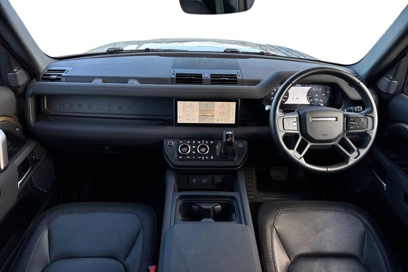 2023 (23) LAND ROVER DEFENDER 3.0 D250 X-Dynamic SE 110 5dr Auto 4859840