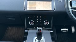 2021 (21) LAND ROVER RANGE ROVER EVOQUE 2.0 D200 R-Dynamic S 5dr Auto 4861968