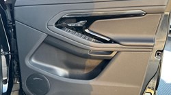 2021 (21) LAND ROVER RANGE ROVER EVOQUE 2.0 D200 R-Dynamic S 5dr Auto 4861975