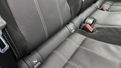 2021 (71) LAND ROVER RANGE ROVER VELAR 2.0 D200 R-Dynamic SE 5dr Auto 4889885