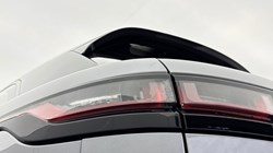 2021 (71) LAND ROVER RANGE ROVER VELAR 2.0 D200 R-Dynamic SE 5dr Auto 4889871