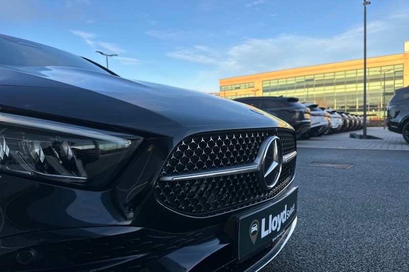 2023 (23) MERCEDES-BENZ A CLASS A180 AMG Line Executive 5dr Auto 4880125