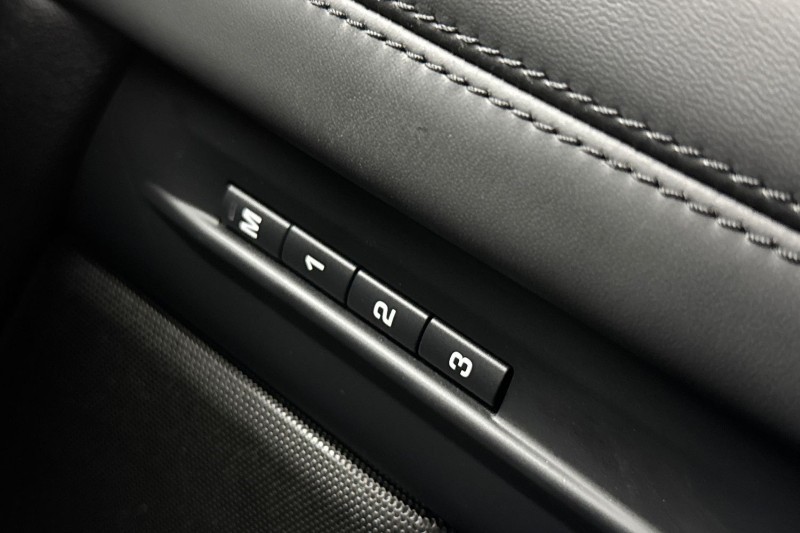 2021 (71) LAND ROVER RANGE ROVER EVOQUE 1.5 P300e R-Dynamic HSE 5dr Auto 4893701