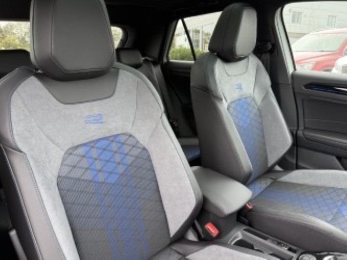  VOLKSWAGEN T-ROC 2.0 TSI 300 4MOTION R 5dr DSG 4642807