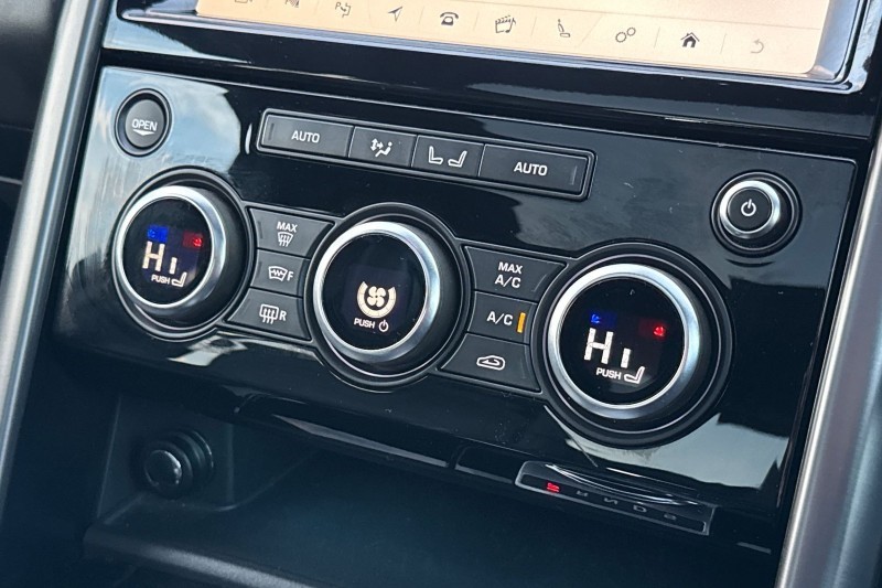 2020 (70) LAND ROVER DISCOVERY 3.0 SD6 HSE Luxury 5dr Auto 4885809