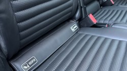 2020 (70) LAND ROVER DISCOVERY 3.0 SD6 HSE Luxury 5dr Auto 4885812