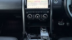 2020 (70) LAND ROVER DISCOVERY 3.0 SD6 HSE Luxury 5dr Auto 4885791