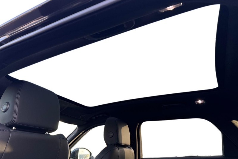 2024 (24) LAND ROVER RANGE ROVER VELAR 2.0 D200 MHEV Dynamic SE 5dr Auto 4880006