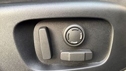 2024 (24) LAND ROVER RANGE ROVER VELAR 2.0 D200 MHEV Dynamic SE 5dr Auto 4880009