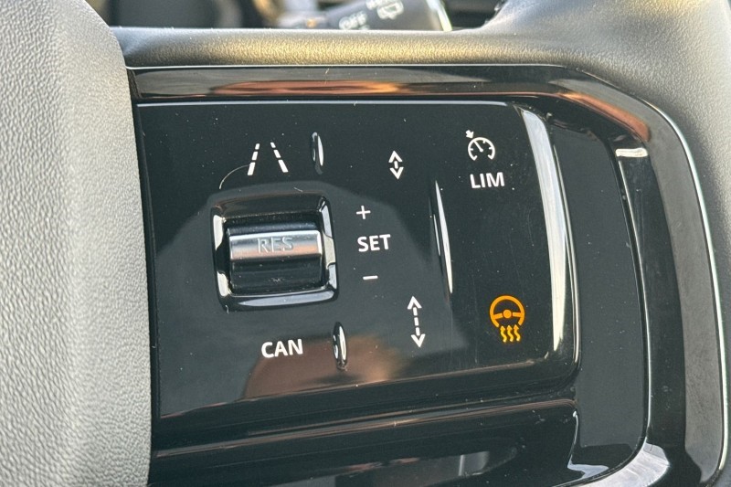 2024 (24) LAND ROVER RANGE ROVER VELAR 2.0 D200 MHEV Dynamic SE 5dr Auto 4880014