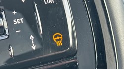 2024 (24) LAND ROVER RANGE ROVER VELAR 2.0 D200 MHEV Dynamic SE 5dr Auto 4880012