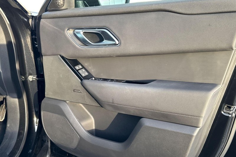 2024 (24) LAND ROVER RANGE ROVER VELAR 2.0 D200 MHEV Dynamic SE 5dr Auto 4880007