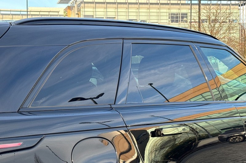 2024 (24) LAND ROVER RANGE ROVER VELAR 2.0 D200 MHEV Dynamic SE 5dr Auto 4880038