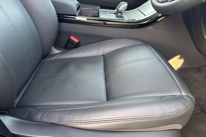 2024 (24) LAND ROVER RANGE ROVER VELAR 2.0 D200 MHEV Dynamic SE 5dr Auto 4880010