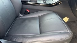 2024 (24) LAND ROVER RANGE ROVER VELAR 2.0 D200 MHEV Dynamic SE 5dr Auto 4880010