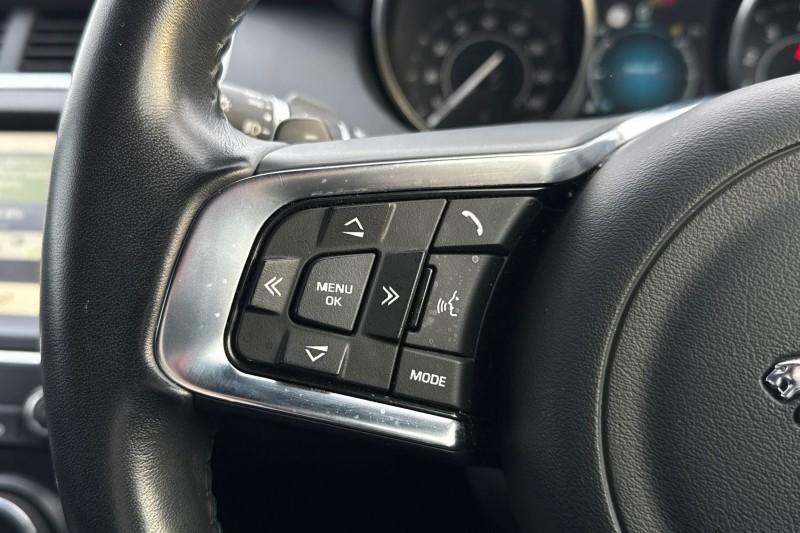 2019 (19) JAGUAR E-PACE 2.0 [200] R-Dynamic S 5dr Auto 4921470