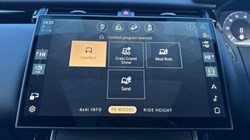 2024 (73) LAND ROVER RANGE ROVER VELAR 2.0 D200 MHEV Dynamic HSE 5dr Auto 4885475