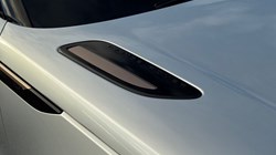 2023 (73) LAND ROVER RANGE ROVER VELAR 2.0 D200 MHEV Dynamic SE 5dr Auto 4884764