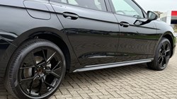 VOLKSWAGEN PASSAT 1.5 TSI eHybrid R-Line 5dr DSG 4662946