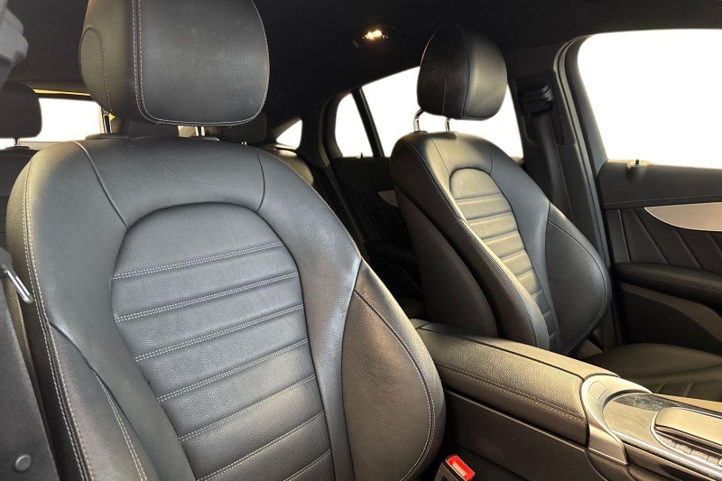 2021 (21) MERCEDES-BENZ GLC COUPE GLC 220d 4Matic AMG Line 5dr 9G-Tronic 4902831