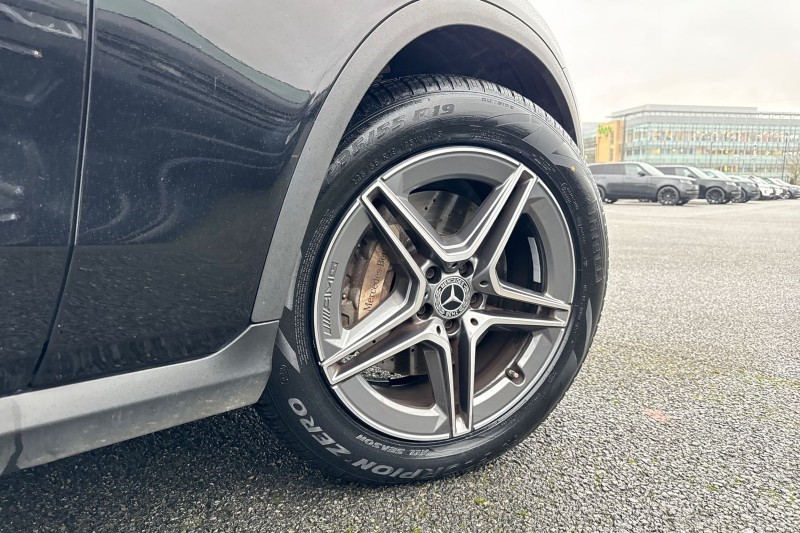 2021 (21) MERCEDES-BENZ GLC COUPE GLC 220d 4Matic AMG Line 5dr 9G-Tronic 4902848