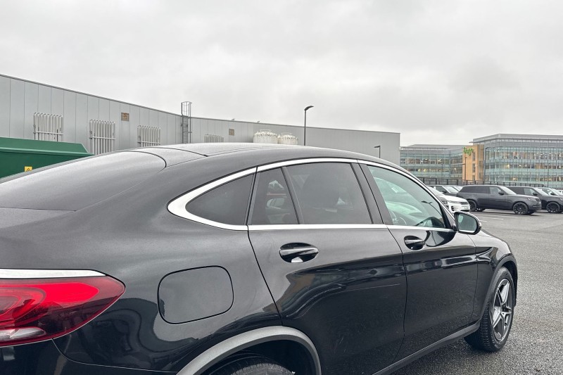 2021 (21) MERCEDES-BENZ GLC COUPE GLC 220d 4Matic AMG Line 5dr 9G-Tronic 4902850
