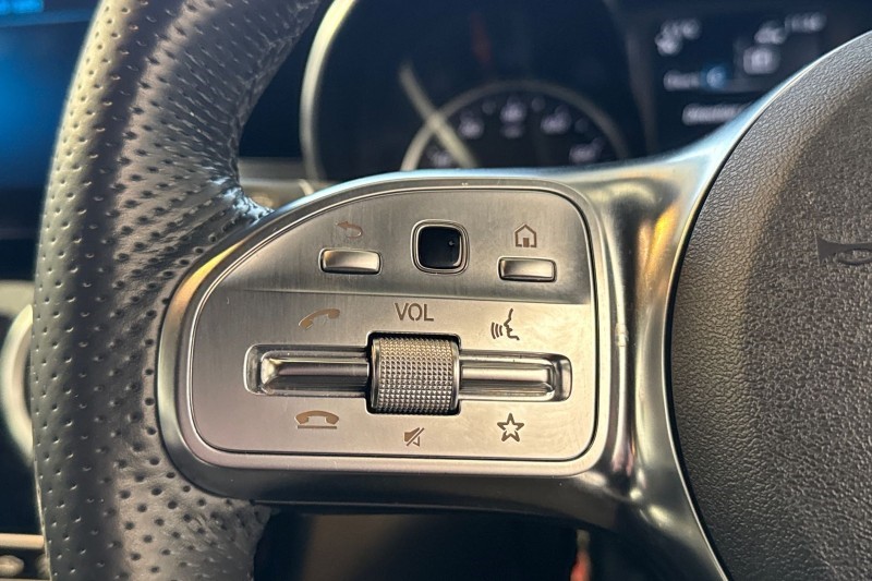 2021 (21) MERCEDES-BENZ GLC COUPE GLC 220d 4Matic AMG Line 5dr 9G-Tronic 4902832