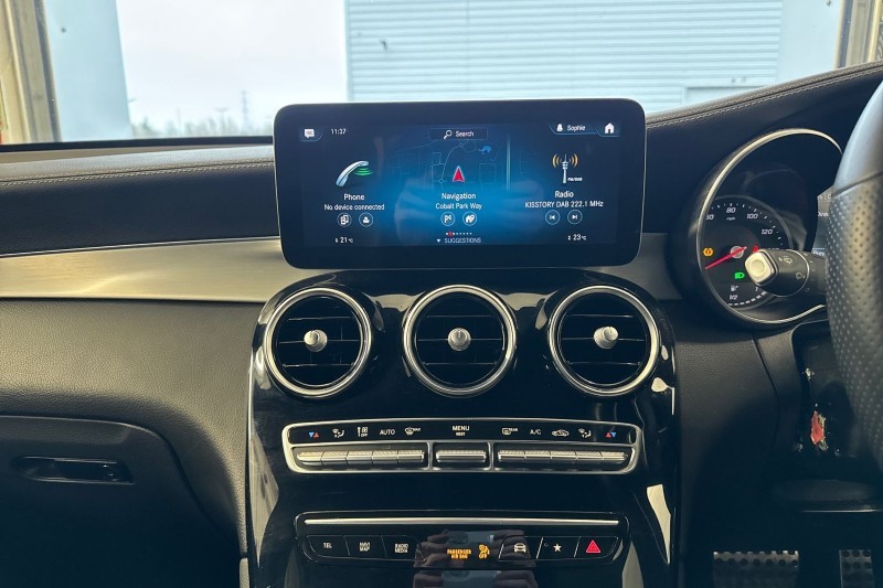 2021 (21) MERCEDES-BENZ GLC COUPE GLC 220d 4Matic AMG Line 5dr 9G-Tronic 4902820