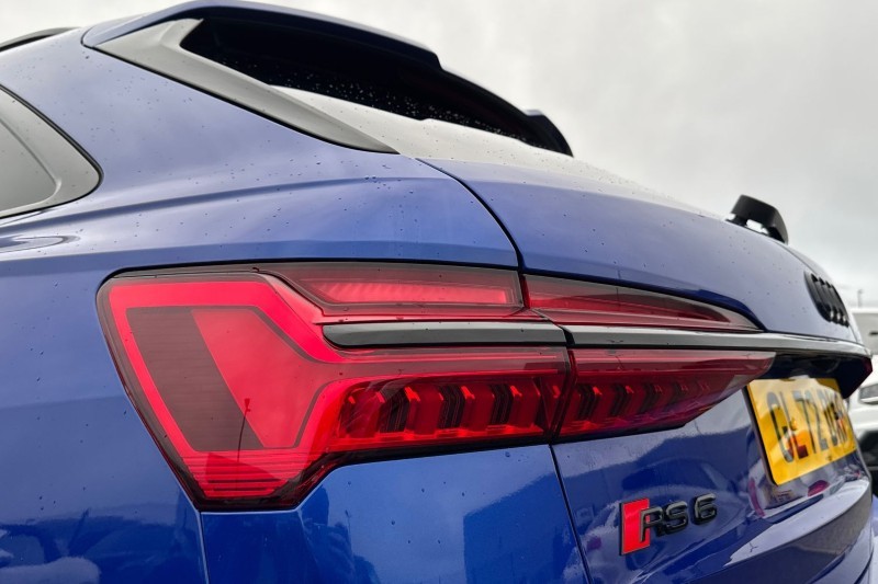 2022 (72) AUDI RS6 RS 6 TFSI Quattro Carbon Black 5dr Tiptronic 4875370