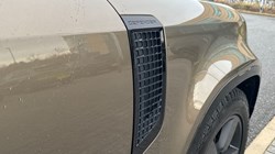 2020 (70) LAND ROVER DEFENDER 3.0 P400 X 110 5dr Auto 4887063