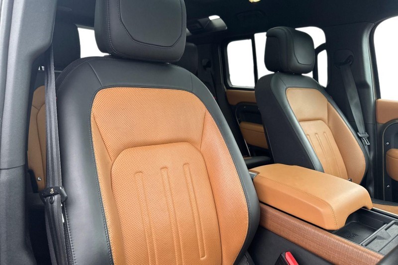 2020 (70) LAND ROVER DEFENDER 3.0 P400 X 110 5dr Auto 4887069