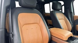 2020 (70) LAND ROVER DEFENDER 3.0 P400 X 110 5dr Auto 4887069